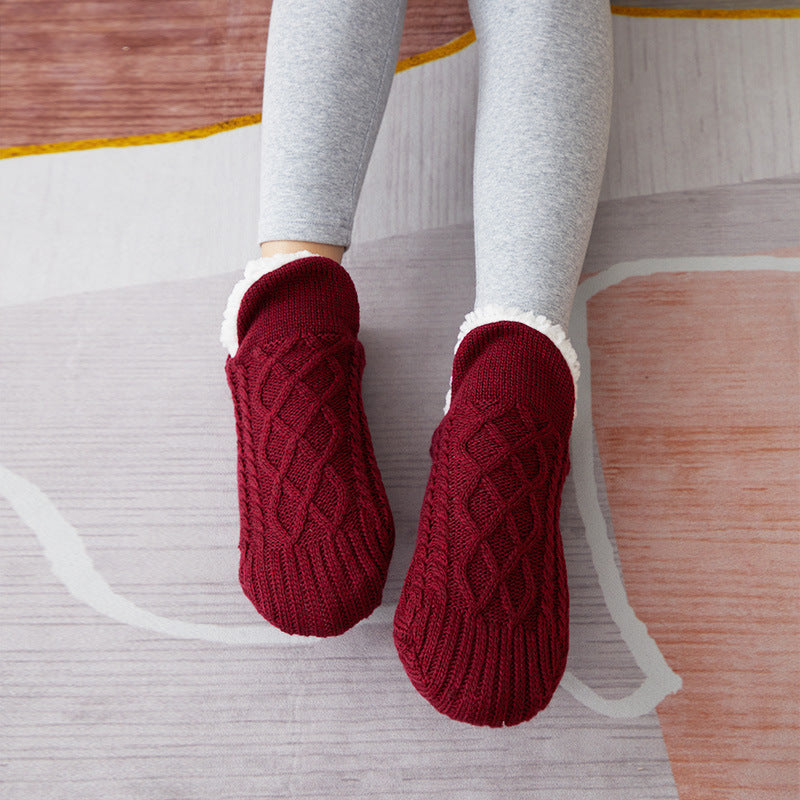 Plush Cable-Knit Home Footwear