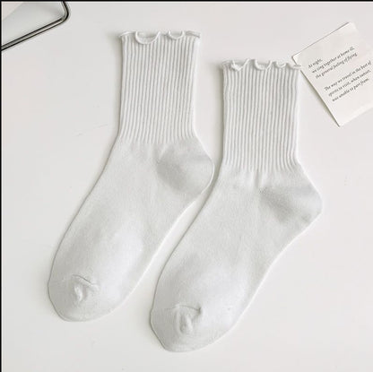 1 pair of ruffled JK socks for women mid-tube spring, autumn and summer solid color Japanese lace pile socks