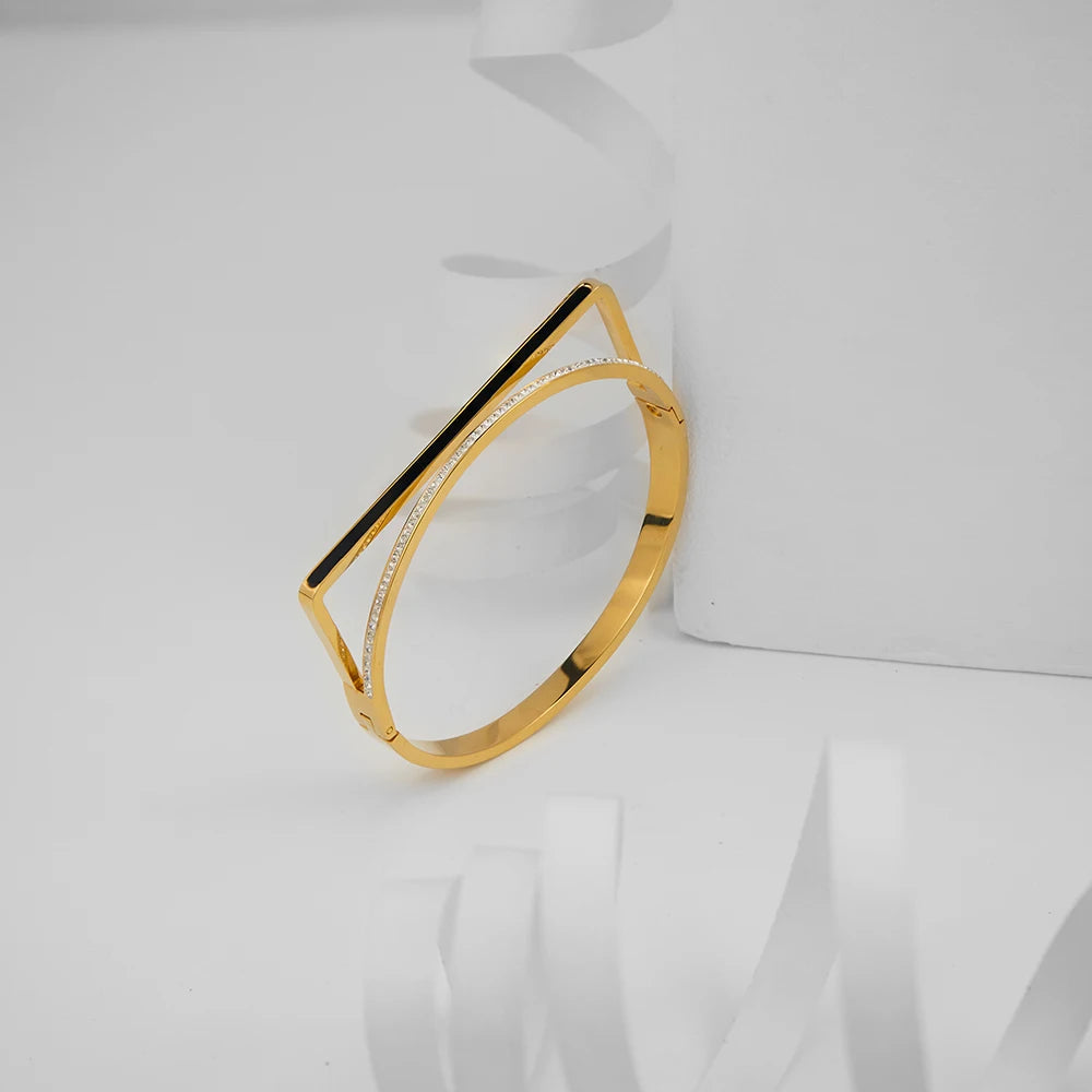 Sculpted Arc Bracelet