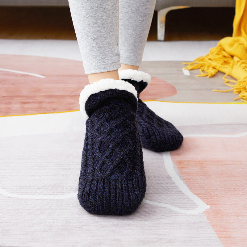 Plush Cable-Knit Home Footwear